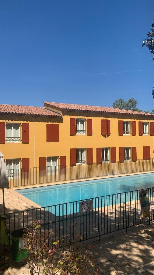 Resid'Artel Cadarache - Iter Hotel Saint-Paul-les-Durance Exterior photo